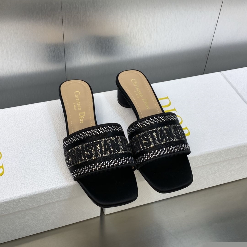 ch**an D*or slippers